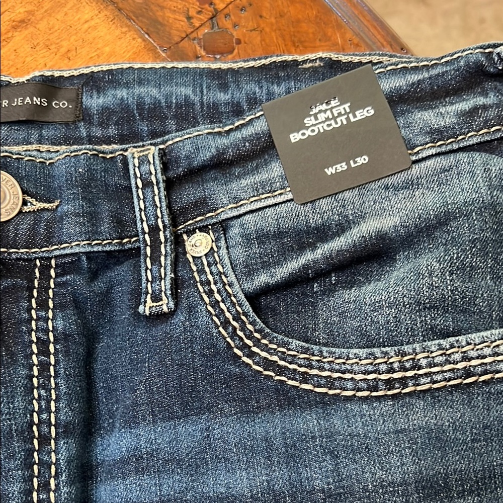 Silver Jeans - Picture 4 of 10